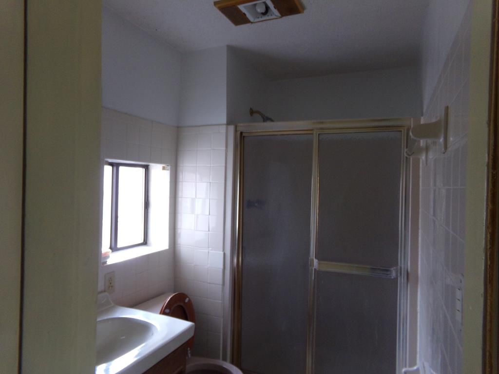 371 New Hope Rd, Princeton, WV 24740